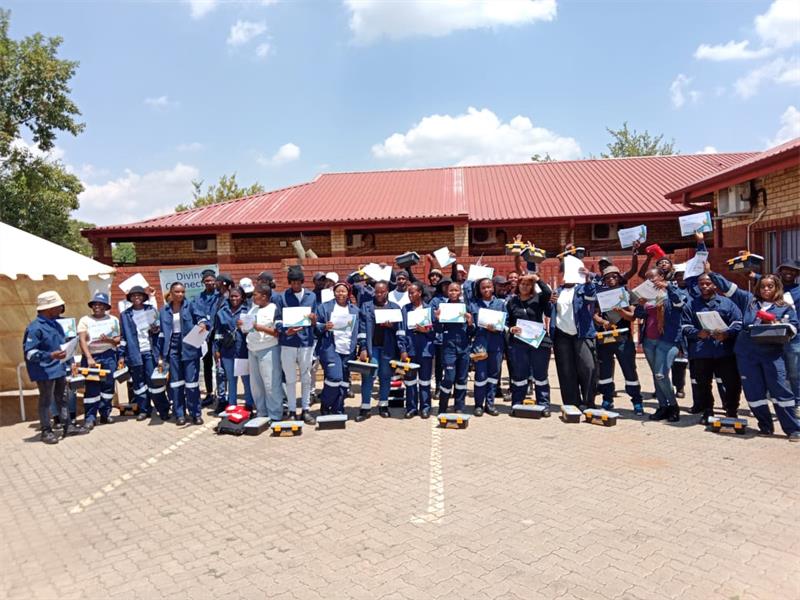 Seventy-two young people from Duduza and Jameson Park graduated in Alra Park after competing an electrical engineering house wiring skills programme funded by the Mining Qualification Authority.