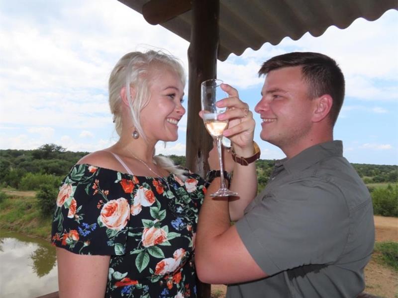 Die ATKV Heidelberg-tak, saam met Solidariteit Helpende Hand en Style Challenge International, soek die dorp se mooiste en liefdesvolste paartjie.