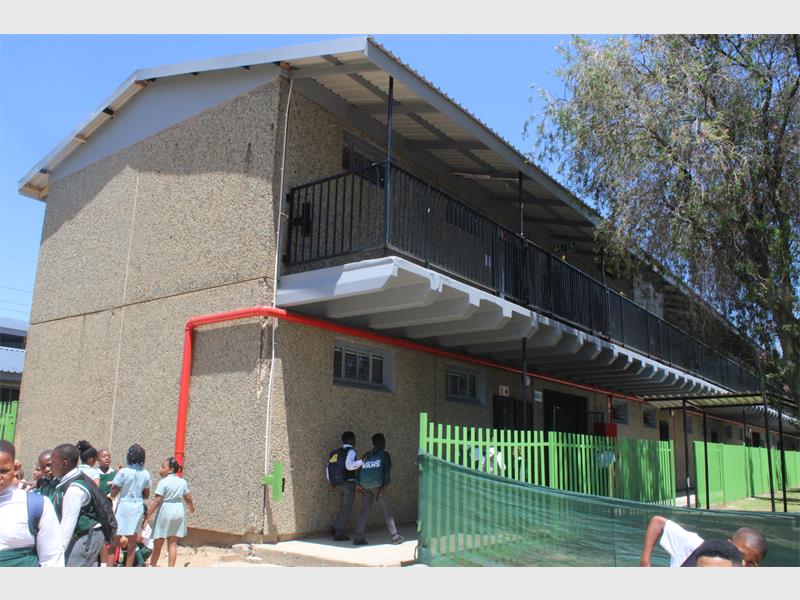 Thousands of learners across the City of Ekurhuleni are being left in the dark after the municipality launched an aggressive credit control campaign, cutting electricity to public schools due to the Gauteng Department of Education’s (GDE) failure to settle outstanding municipal accounts.