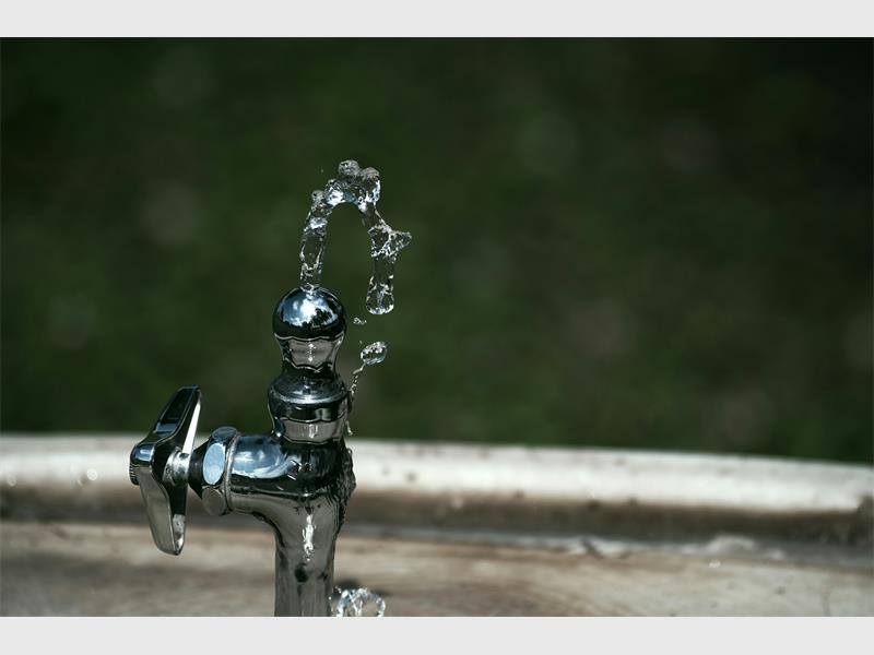 Most reservoirs in Lesedi are in good supply, with only Emmasdal experiencing slight reductions. Residents are urged to continue using water sparingly.