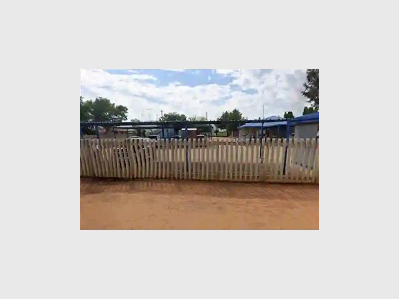 Residents of Ratanda say they are living in fear as the Ext 7 Clinic continues to operate without municipal electricity for nearly a year, forcing reliance on a broken generator and raising urgent concerns over patient safety and healthcare service delivery.