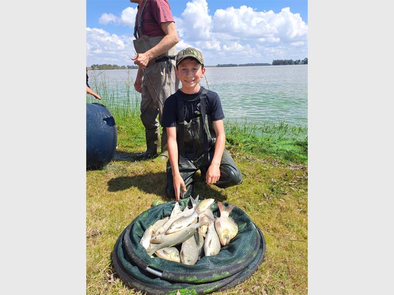 11kg Baber tussen amper 300 vis ingekatrol deur die Balfour Hengelklub.