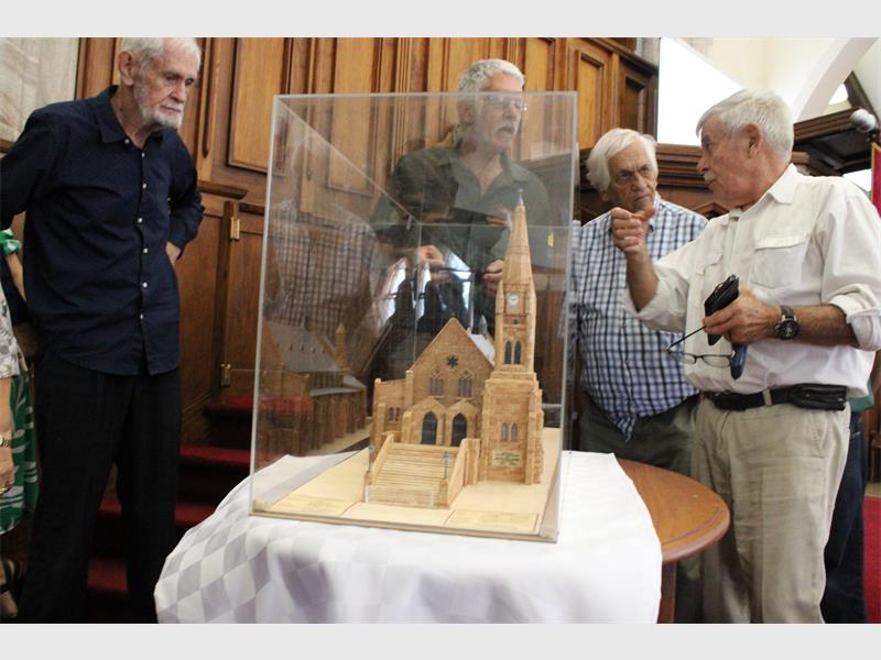 A breathtakingly detailed scale model of Heidelberg’s historic Klipkerk has been donated to Heidelberg Heritage and the church, marking the culmination of nine months of dedicated work by 86-year-old Ben Erasmus.