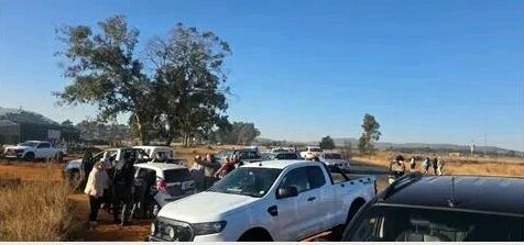 A swift response by community safety groups, private security companies and law enforcement agencies led to the arrest of one suspect following an armed robbery at Heidelberg Auctioneers and Livestock Market on June 13. Four suspects remain on the run as police continue their investigation.