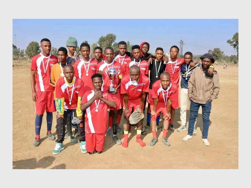 Against the odds, Tshwaranang FC overcame a lack of training facilities and limited resources to win the 2025/26 Lesedi Promotional League title. Head coach Tumetsi 