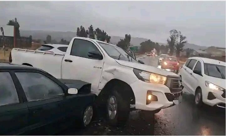 Traffic was heavily affected after a light commercial vehicle and a light motor vehicle collided opposite the Astron garage.