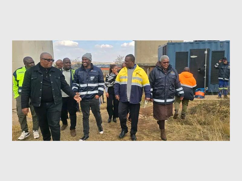 Gauteng COGTA MEC Jacob Mamabolo visited Lesedi Local Municipality on August 13 to assess infrastructure and water challenges and discuss possible solutions with municipal officials and Rand Water.