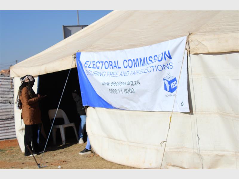 The final voter registration weekend ahead of the 2026 Local Government Elections saw quiet registration centres in parts of Ratanda, with fewer than 50 people visiting the Obed Nkosi centre.