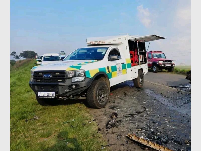 One person was killed and another seriously injured in a two-vehicle collision on the R550 near the Glenroy silos on September 28. The road was closed for several hours as emergency services worked at the scene.