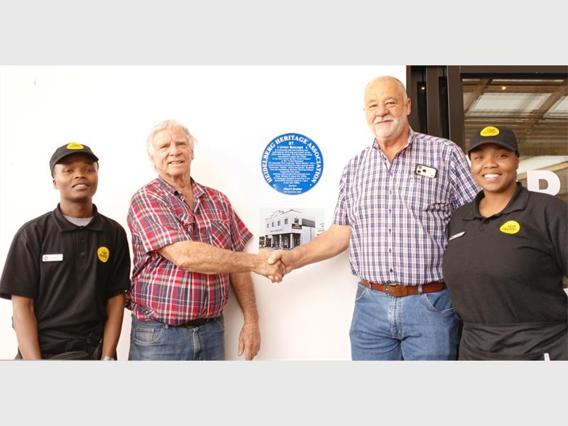 A piece of Heidelberg’s entertainment history has been preserved as the Heidelberg Heritage Association unveiled its 87th blue plaque, commemorating the historic Union Bioscope at The Daily coffee shop on Jacob Street.