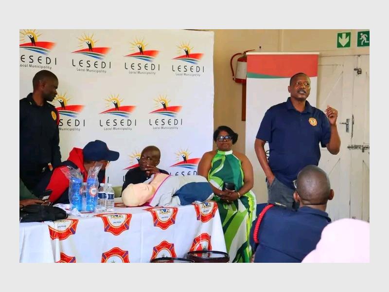 Lesedi Local Municipality’s Fire and Rescue Services hosted a community safety awareness programme at Jameson Park Community Hall on October 8, educating residents on fire prevention, LP gas safety, disaster preparedness, first aid and emergency response.