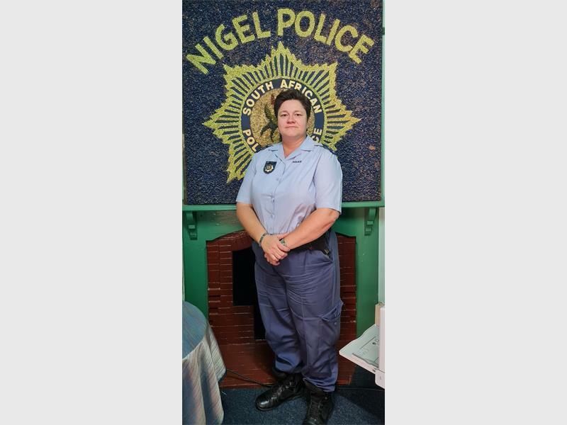 Lieutenant Colonel Louise Droskie marked her last day at Nigel Police Station on October 14 after three years as station commander. Promoted to lead Tsakane Police Station, she thanked police members, community partners and residents for their support and urged them to continue working together to fight crime.