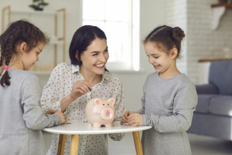 Mom's influence on child's relationship with money