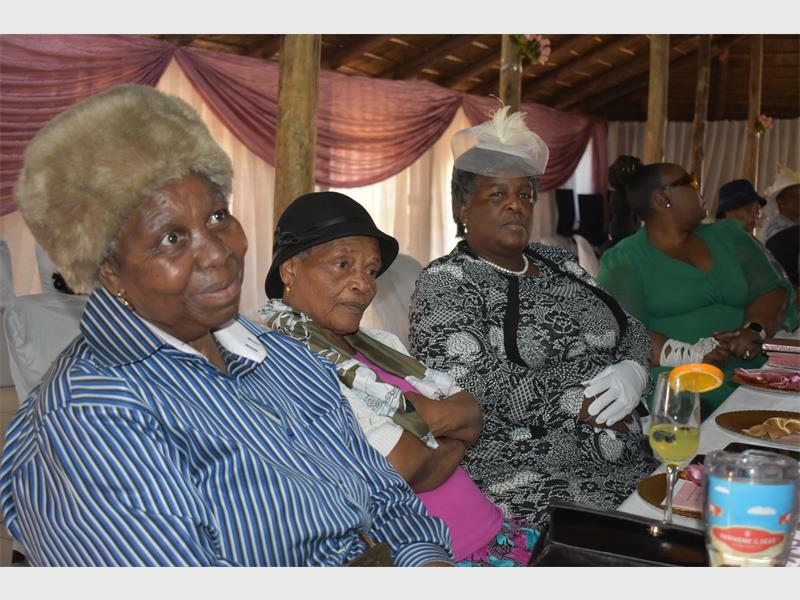Sisekelelo Women’s Ministries raise funds to assist its disadvantaged members.