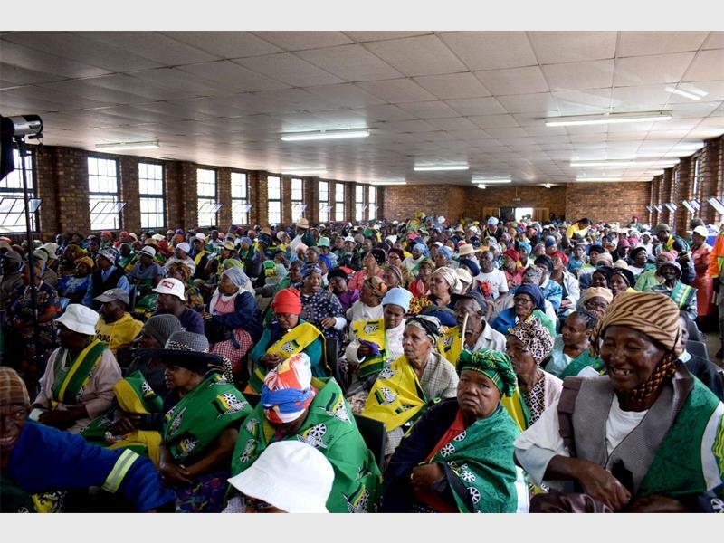 Ward 61 Clr Sanele Ngubane donated blankets and provided them with ANC merchandise, following as per their request last year.