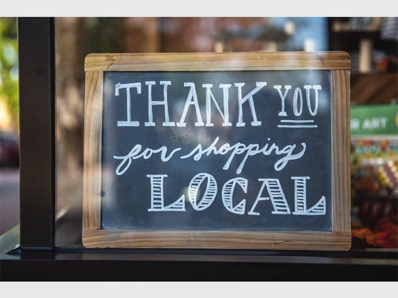 pexels-tim-mosshold_94596