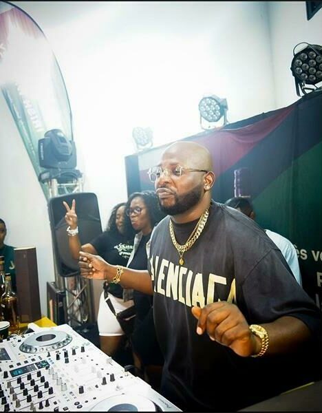 In 2020, amapiano went beyond the borders of the southern part of Africa, as artists and producers from other parts of Africa began to lay their creative hands on the genre.