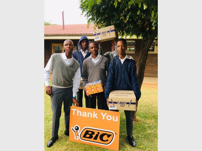 As part of its commitment to education, BIC paid a visit to Eden Park High School last month to provide pens in a national education initiative Buy a Pen, provide a Pen.