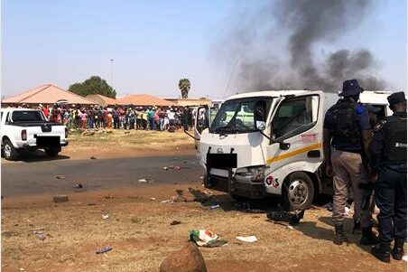 Members of the oublic have been warned about rushing to CIT incidents due to the dangers posed to the public