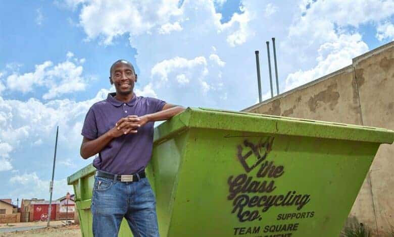 Earn cash while making a difference.