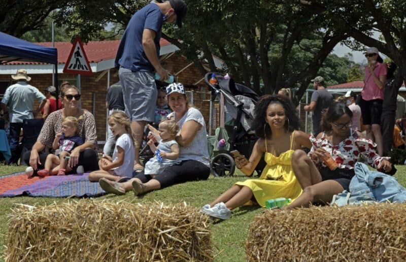 Experience thrilling activities, kids' attractions, and more this coming Sunday at Paulshof, with plenty of prizes and surprises.