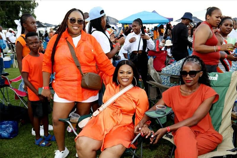 Residents went to Emperors Palace to enjoy the Family and Friends Day Picnic in the park.