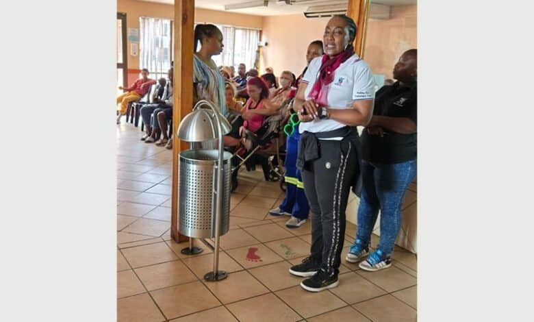 Several departments visit Alberton North community to address service delivery issues.