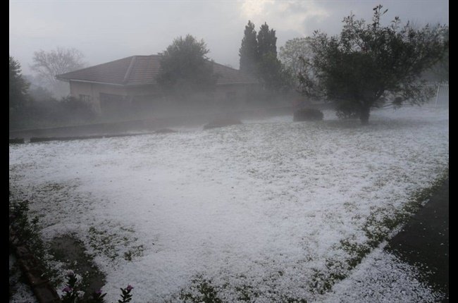 WEATHER WARNING | Severe thunderstorm in KZN | The Witness