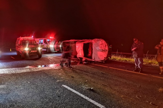 Two dead in early morning KZN South Coast bakkie crash | The Witness