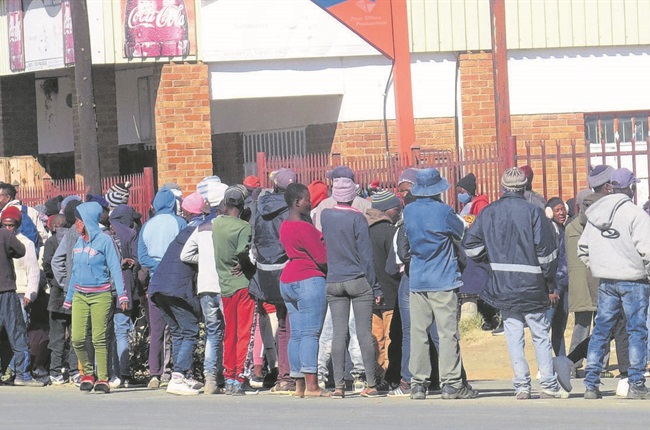 Which Retail Store Getting For R350 R350 grants can now be collected at Pick n Pay and Boxer stores | The ...
