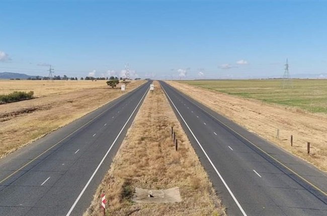 R74 road, Bergville to Free State closed for trucks diverted from N3 ...