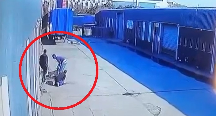WATCH | Criminals caught on camera stealing an air conditioner in ...