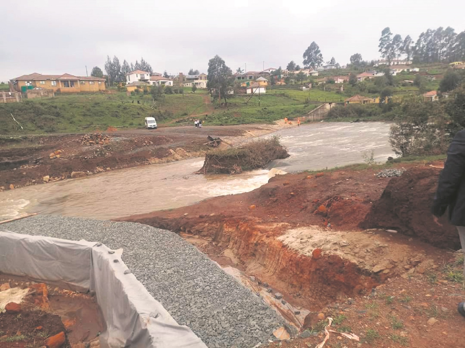 Henley Dam bridge to be closed The Witness