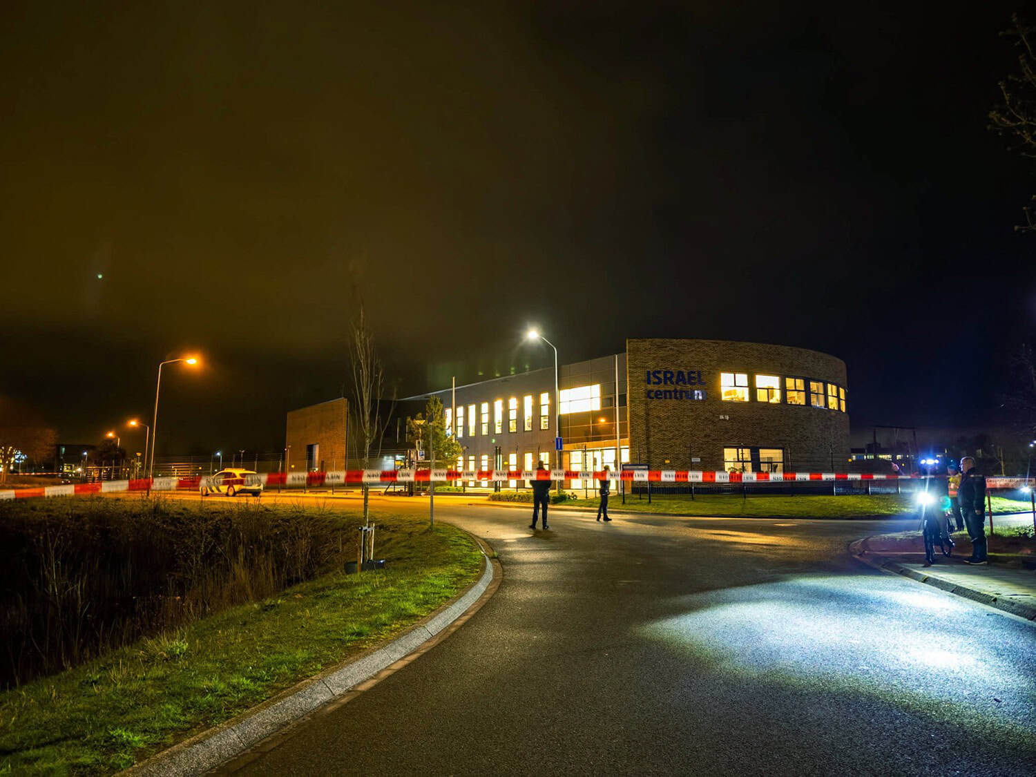 Explosion hits pro-Israel centre in the Netherlands