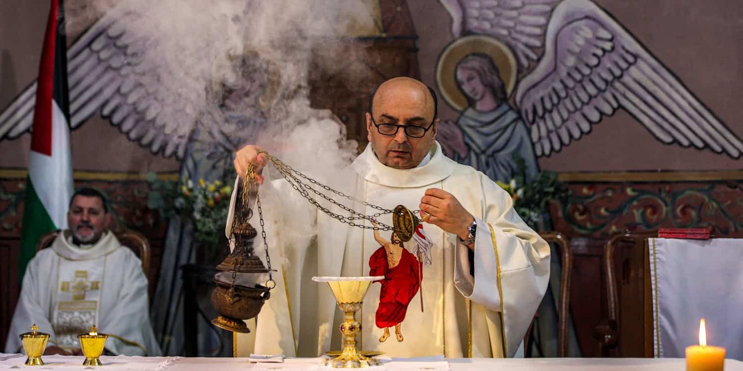 Gaza civil defence, hospital say Israeli strike kills 4