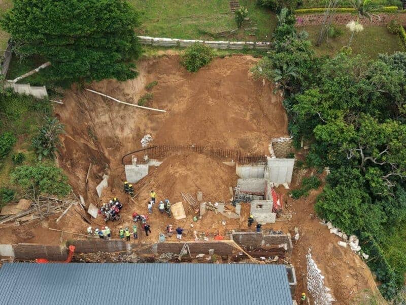 Ballito construction site temporarily halted after bank collapse | The ...