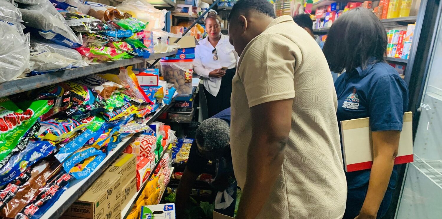 WATCH | Xenophobic attack attempt leaves tuck shop unsafe for customers