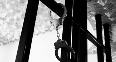 Handcuffs. Photo: Pexels