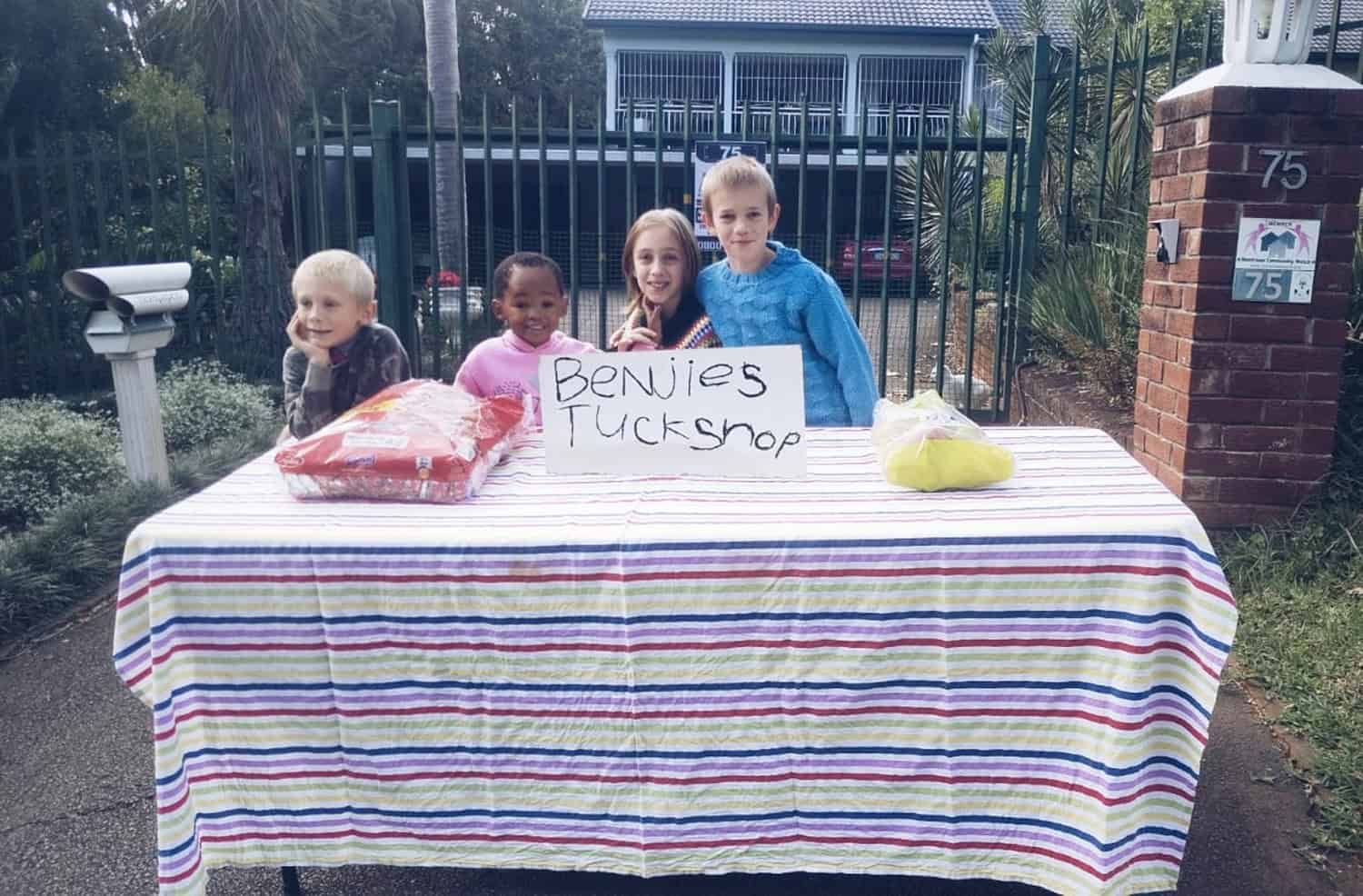 Mi7 officers’ act of kindness and generosity