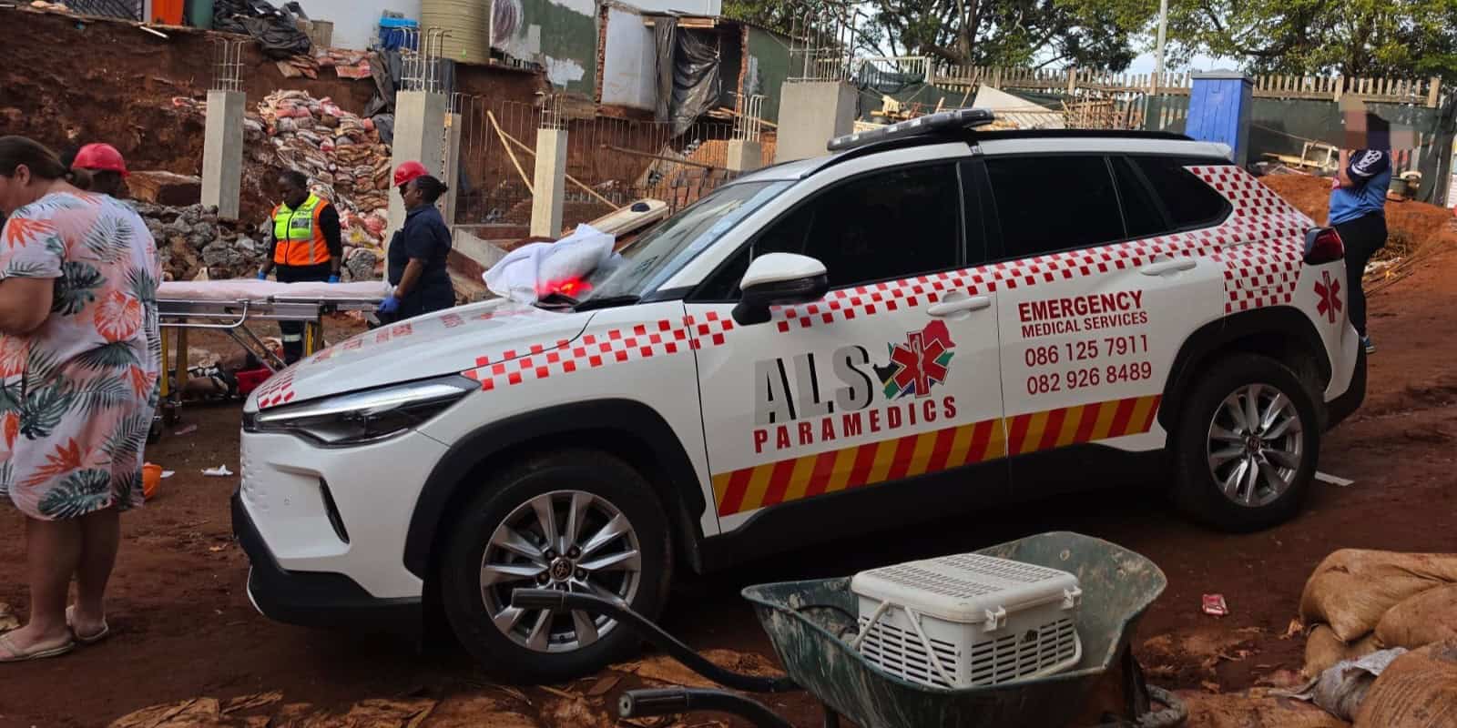 Three construction workers injured in wall collapse
