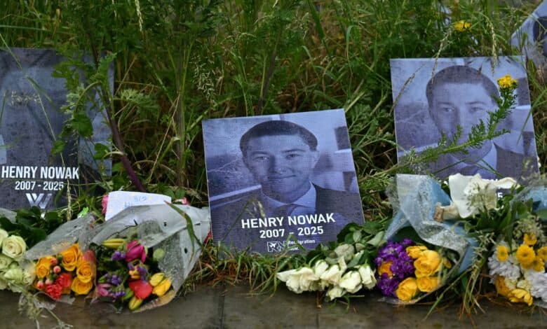 / Floral tributes for Henry Nowak are pictured outside of Portswood Police Station in Southampton, southern England, on June 3, 2026.