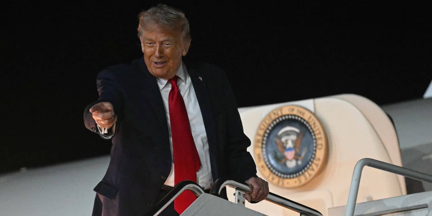 Trump says pilots ‘fine’ after report US helicopter down near Hormuz
