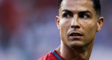 TOPSHOT - Portugal's forward Cristiano Ronaldo is pictured before the international friendly football match between Portugal and Nigeria at Magalhaes Pessoa Stadium in Leiria, on June 10, 2026. (Photo by FILIPE AMORIM / AFP)