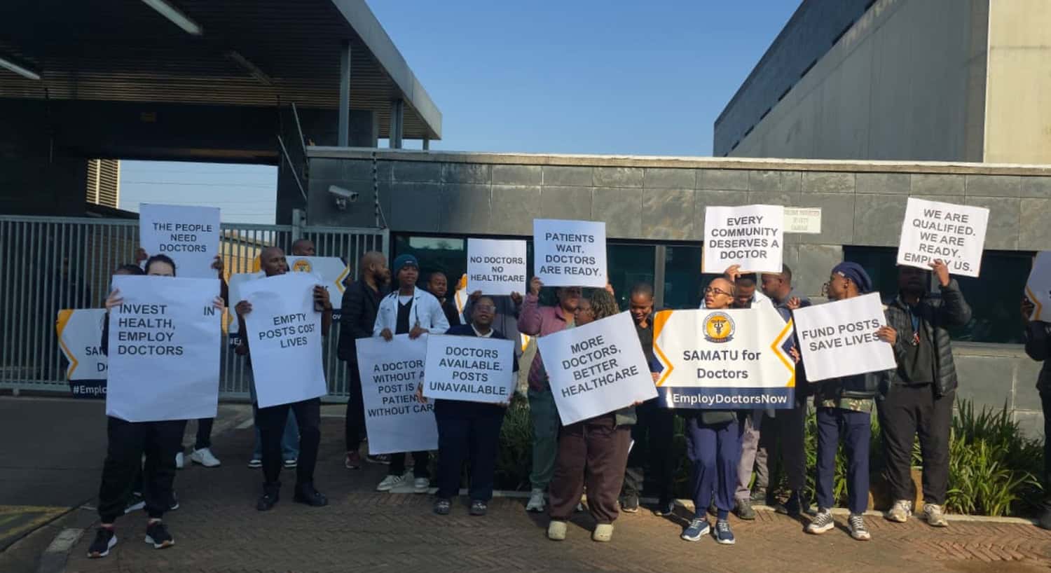WATCH | Unemployed KZN doctors protest delayed job posts