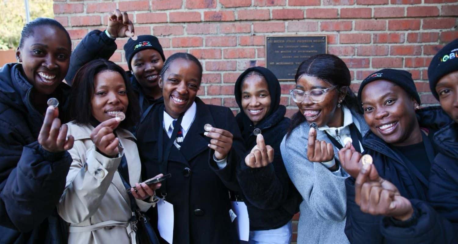 PICS | Ramaphosa unveils new R2 coin marking 50 years since 1976 youth uprising