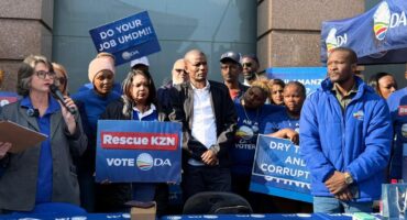 The DA pickets outside uMgungundlovu District Offices over the water crisis gripping the district, including the imposed 13% tariff hike. Photo: Andiswa Mchunu
