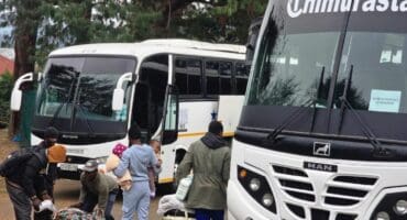 Repatriation buses arrived at WestmoreParkClub in Pietermaritzburg to collect Zimbabwean nationals as part of the ongoing anti-immigration protests. The transport forms part of efforts to facilitate the voluntary return of those who have opted to travel back to Zimbabwe amid the current situation.Moeketsi Mamane