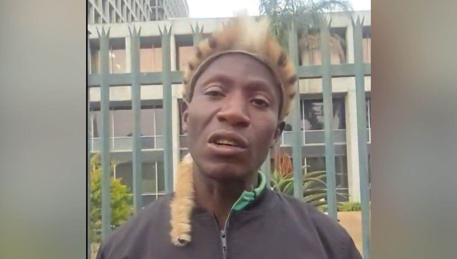 WATCH | Five buses transport Pietermaritzburg supporters to Durban march