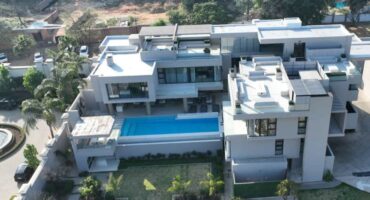 An aerial view of Hangwani Maumela’s Sandton home. Picture: X / @RSASIU