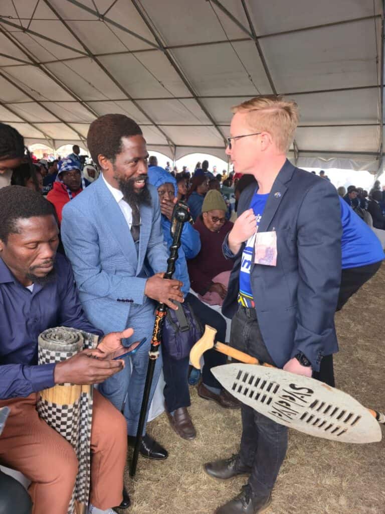uMngeni Mayoral Candidate Chris Pappas speaks to Inkosi Skhumbuzo Fakazi following the announcement. Photo: Shorné Bennie